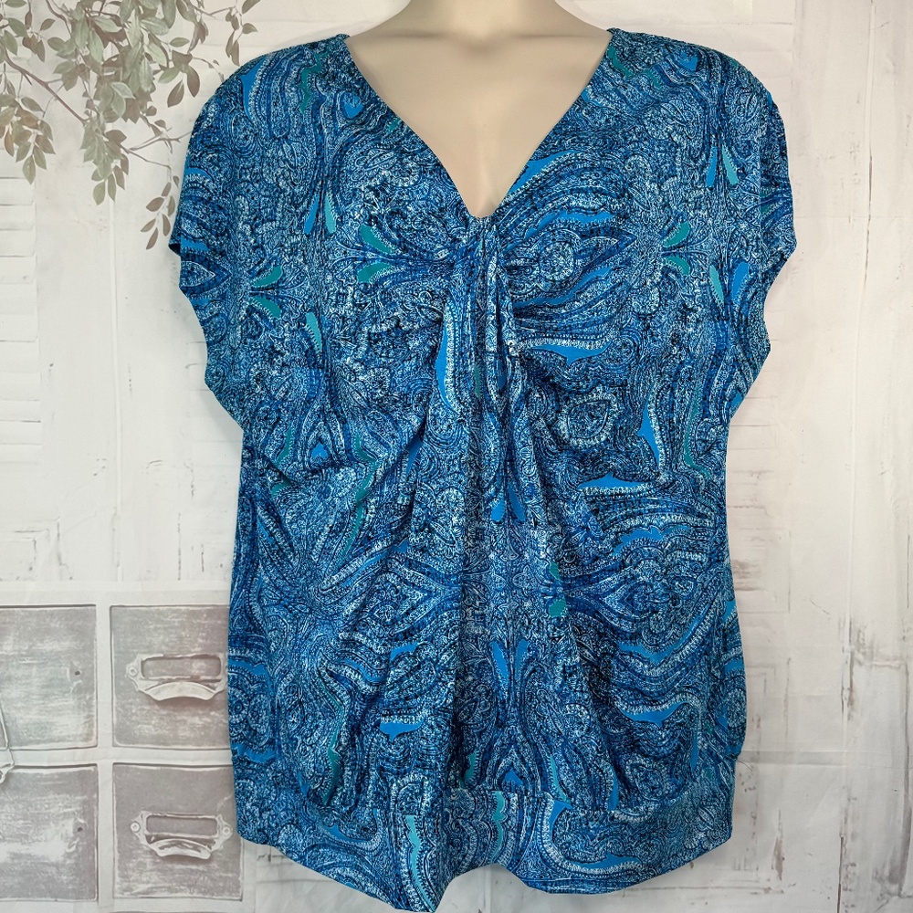 Lane Bryant Blue Paisley Stretch V Neck Casual Top Plus Sz. 18 20 W
